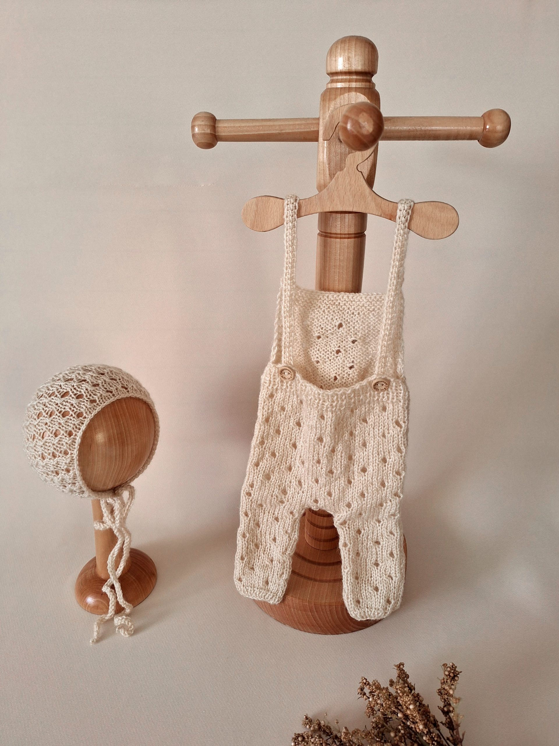 PERFORATED - Image 3