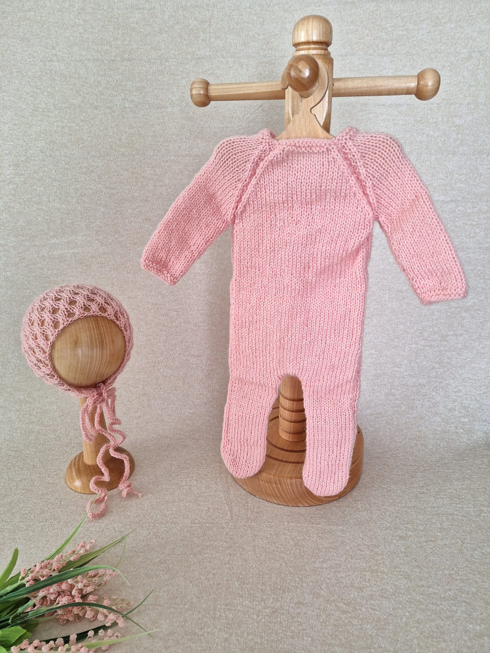 WHİTE AND PINK - Image 5