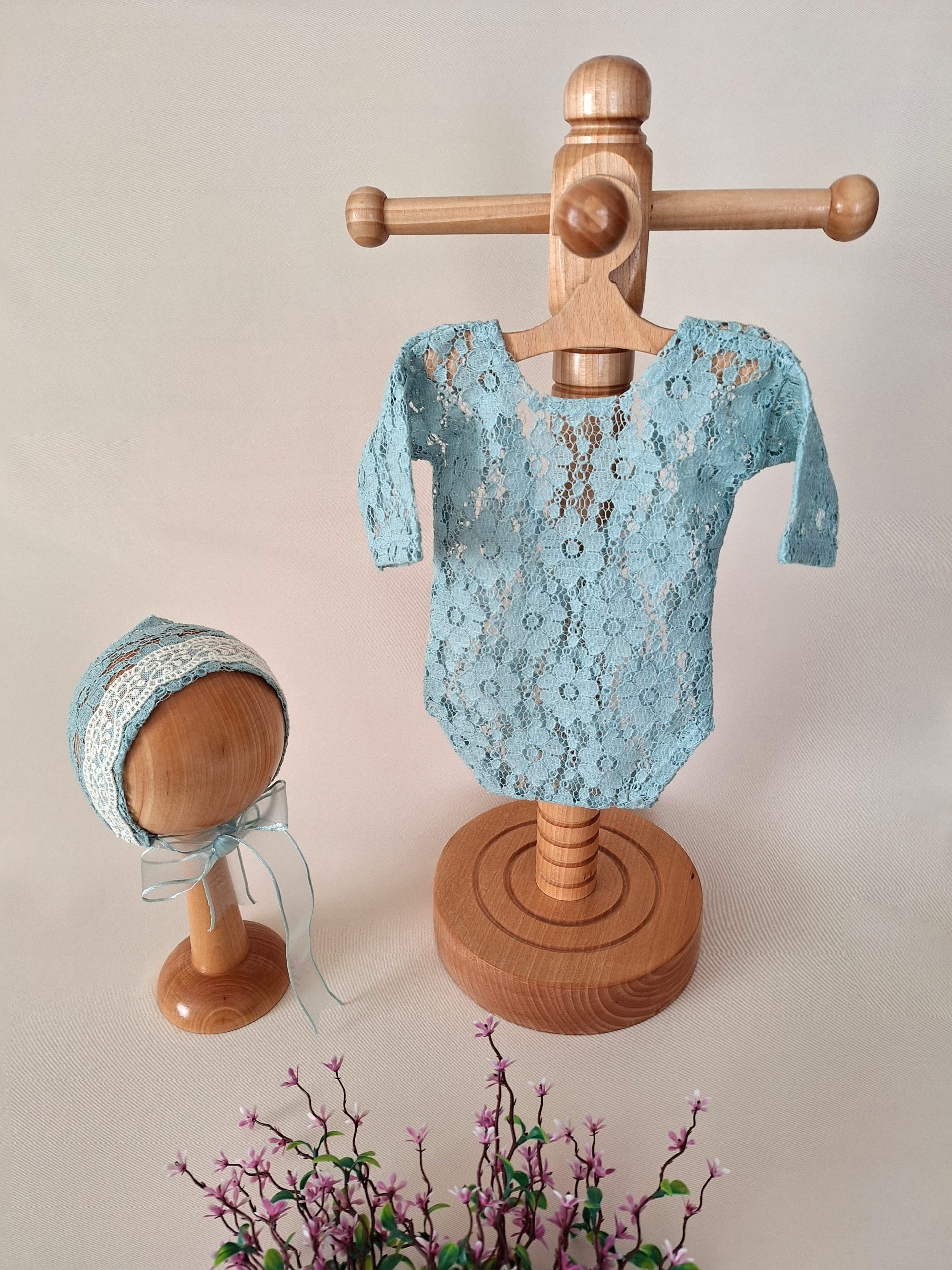 LACE - Image 3